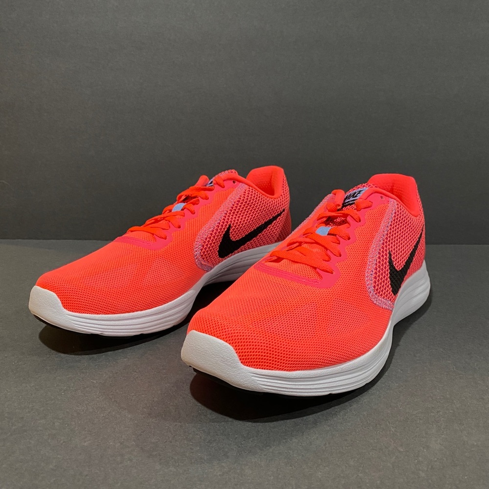 Nike Revolution 3 Women’s 10